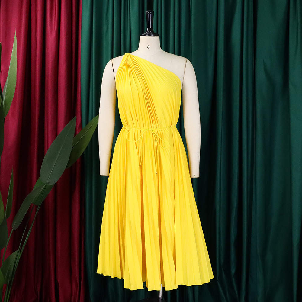 CM.YAYA Women One Shoulder Sleeveless Big Swing Pleated Knee Length Dress 2023 Fashion Street Vestidos Sexy Chic Dresses – Image 12