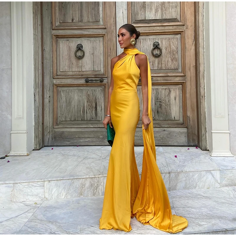 Robe satin dos nu — La sophistication faite robe – Image 50