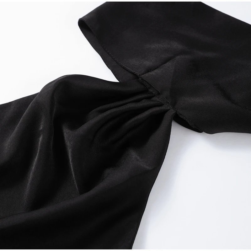 Robe satin dos nu — La sophistication faite robe – Image 15
