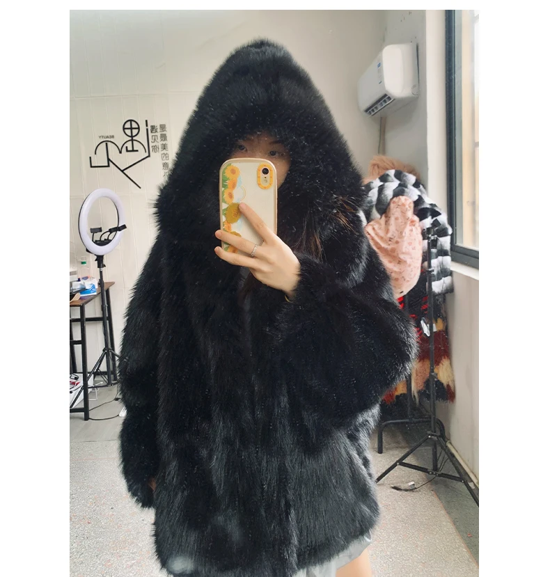 Manteau fausse fourrure — La reine de l'hiver – Image 21