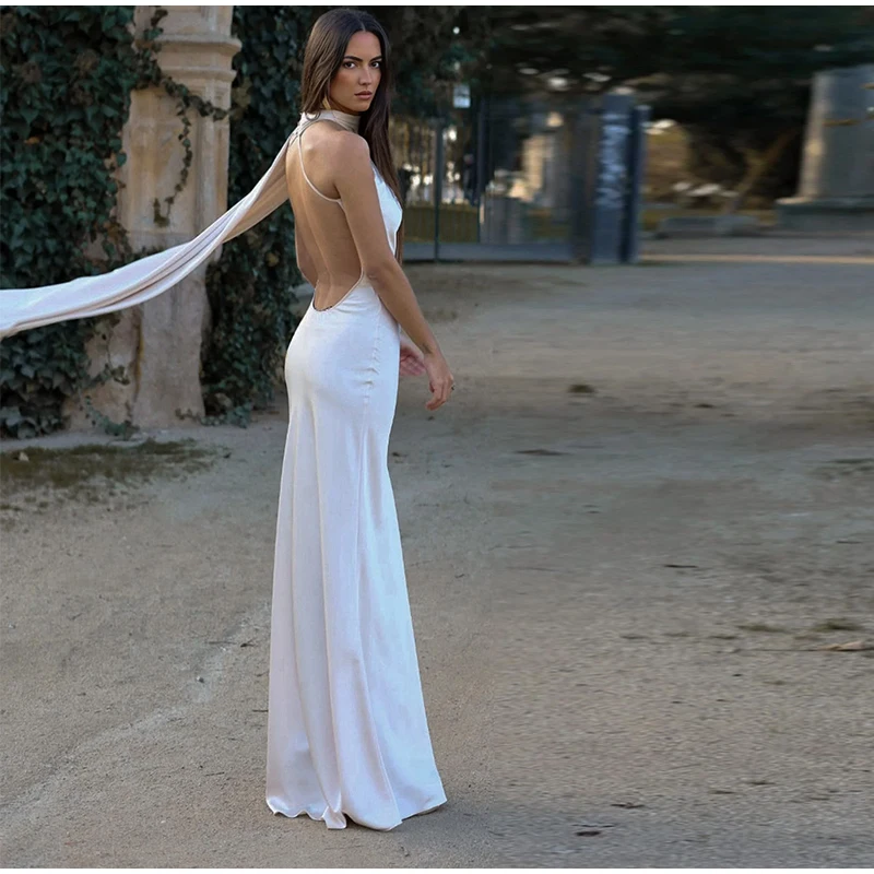 Robe satin dos nu — La sophistication faite robe – Image 43