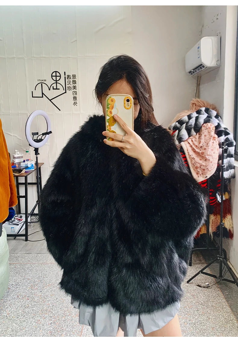 Manteau fausse fourrure — La reine de l'hiver – Image 25