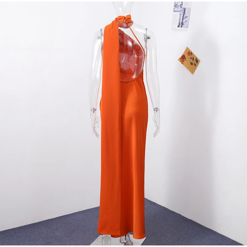 Robe satin dos nu — La sophistication faite robe – Image 35