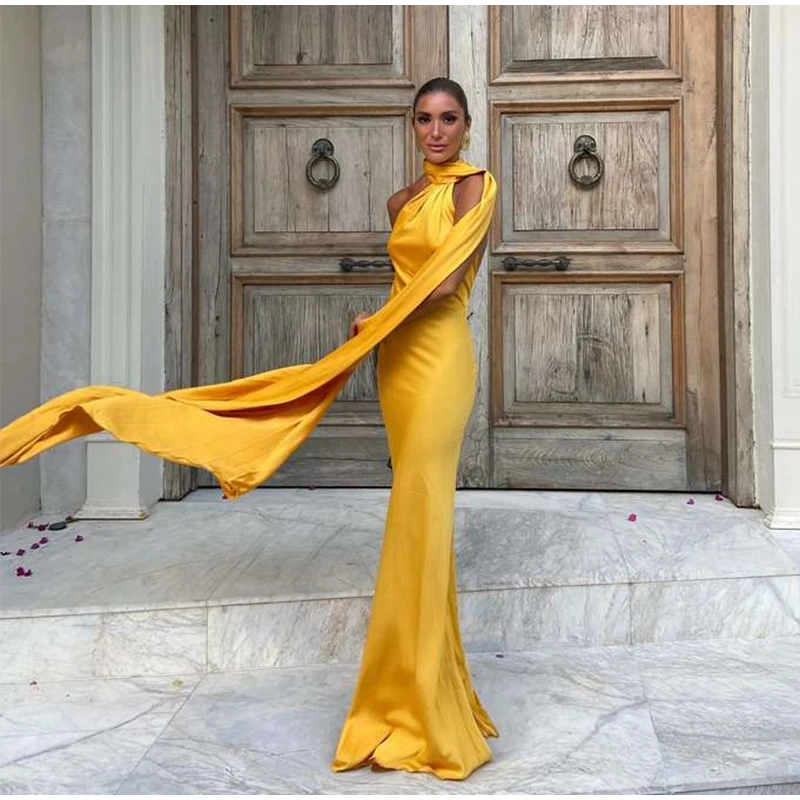 Robe satin dos nu — La sophistication faite robe – Image 48
