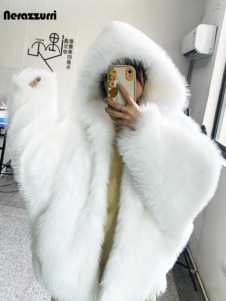 Manteau fausse fourrure — La reine de l'hiver