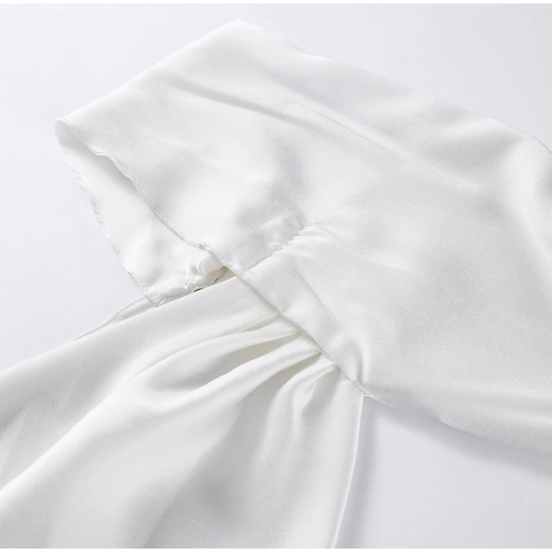 Robe satin dos nu — La sophistication faite robe – Image 28