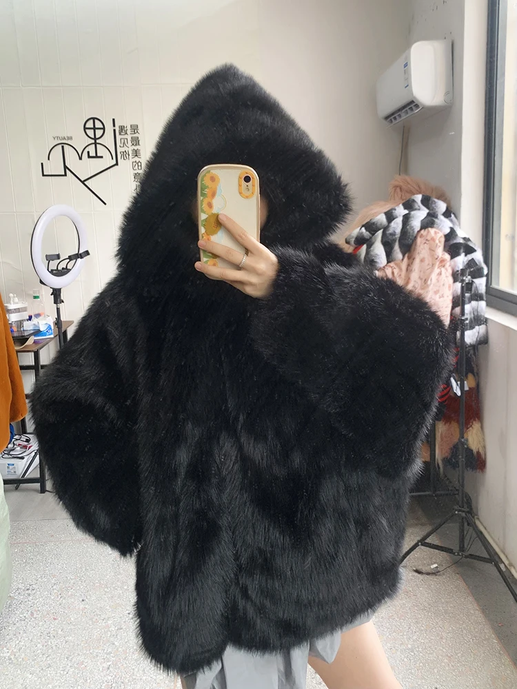 Manteau fausse fourrure — La reine de l'hiver – Image 7