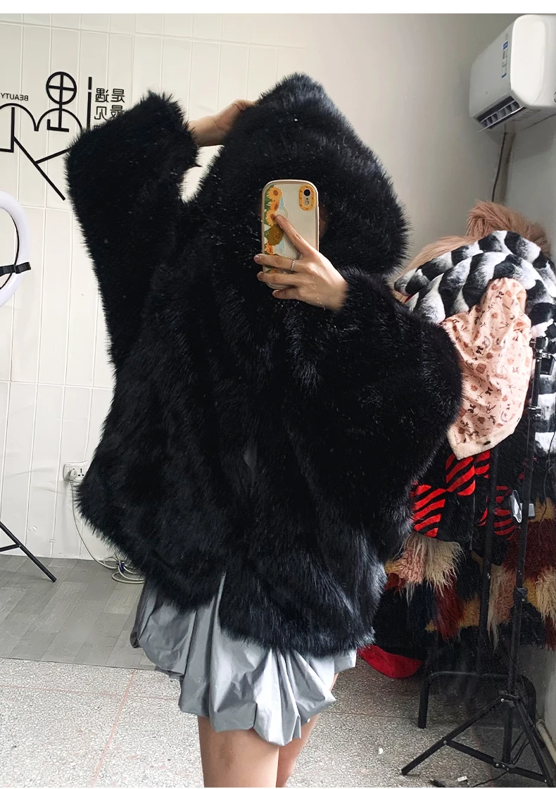 Manteau fausse fourrure — La reine de l'hiver – Image 24