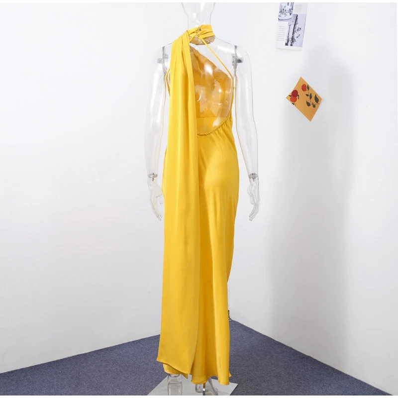 Robe satin dos nu — La sophistication faite robe – Image 37