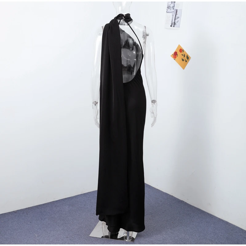 Robe satin dos nu — La sophistication faite robe – Image 20
