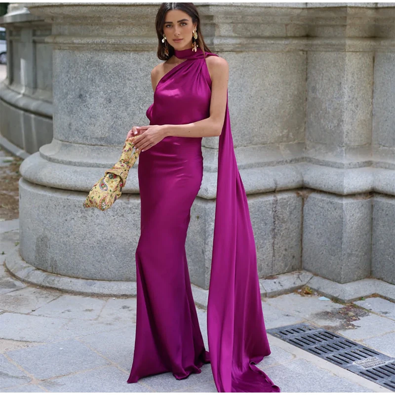 Robe satin dos nu — La sophistication faite robe – Image 53