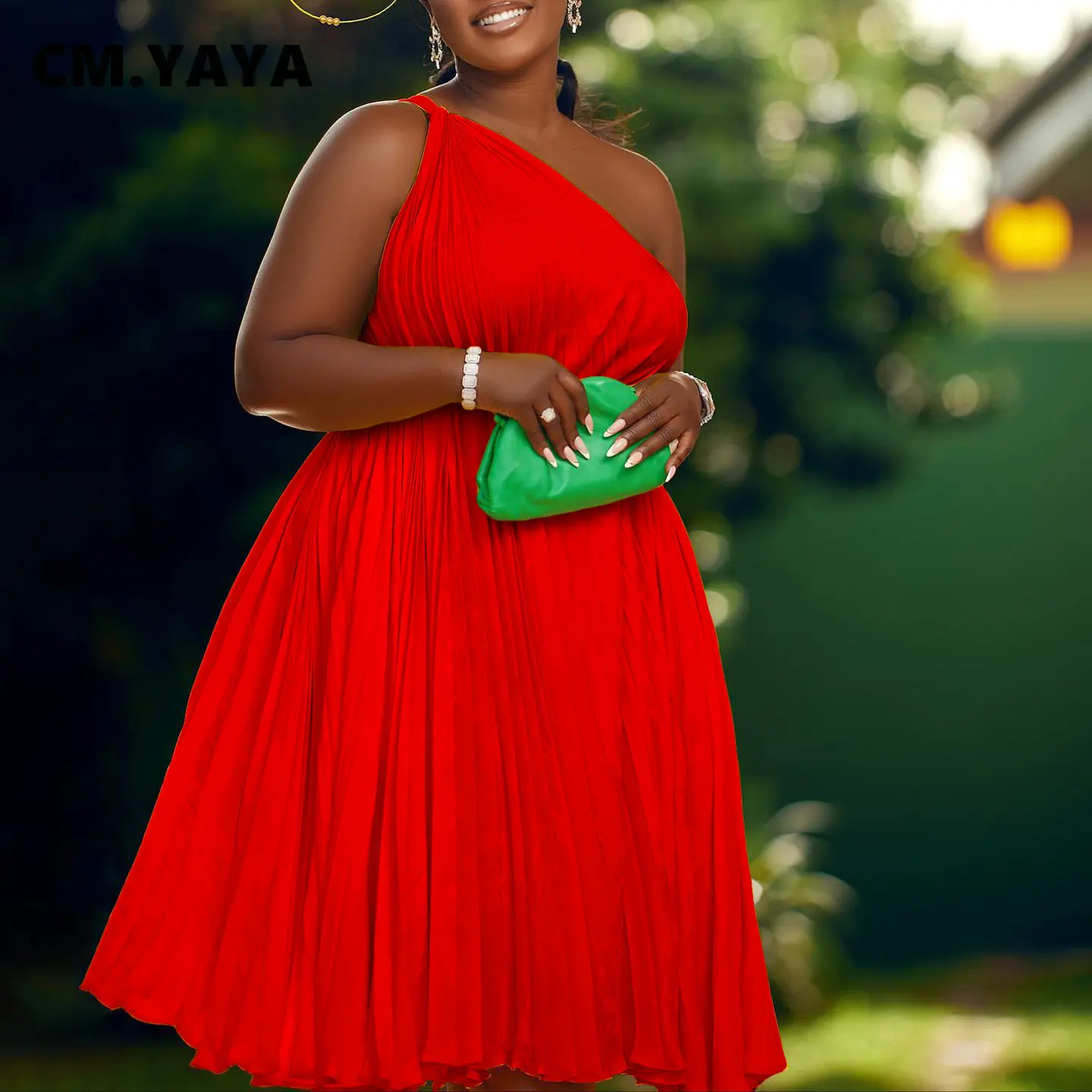 CM.YAYA Women One Shoulder Sleeveless Big Swing Pleated Knee Length Dress 2023 Fashion Street Vestidos Sexy Chic Dresses – Image 3